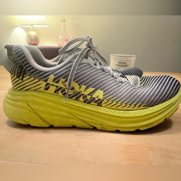Women’s Hoka running shoes - Picture 3 of 4